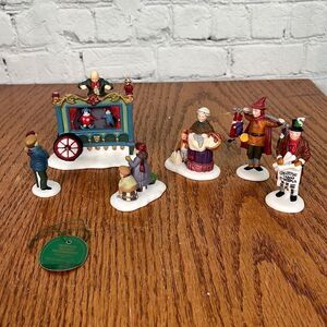 Department 56 Lot Of 2 Heritage Village Collection Old Puppeteer & Road Peddlers